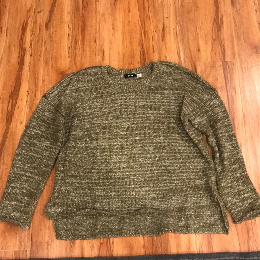 Urban outfitters green sweater